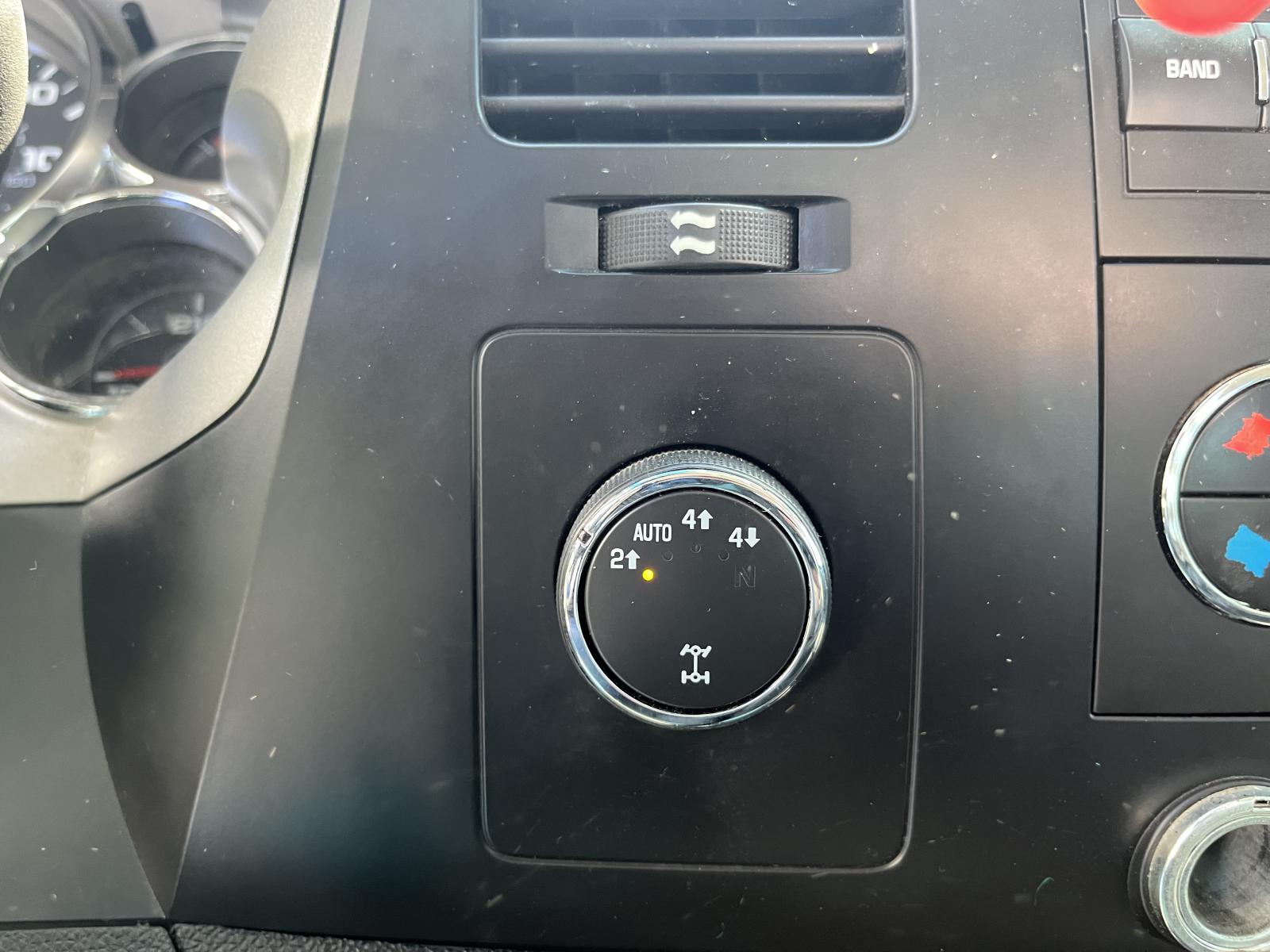 ./imagenes/INVOICE/2019/17999/GMC SIERRA 1500 SLE (15).JPG